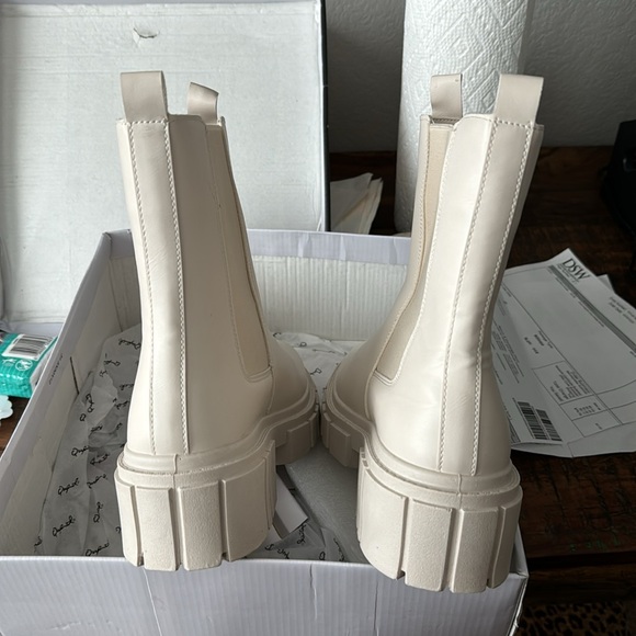 Qupid platform boot - Picture 3 of 4